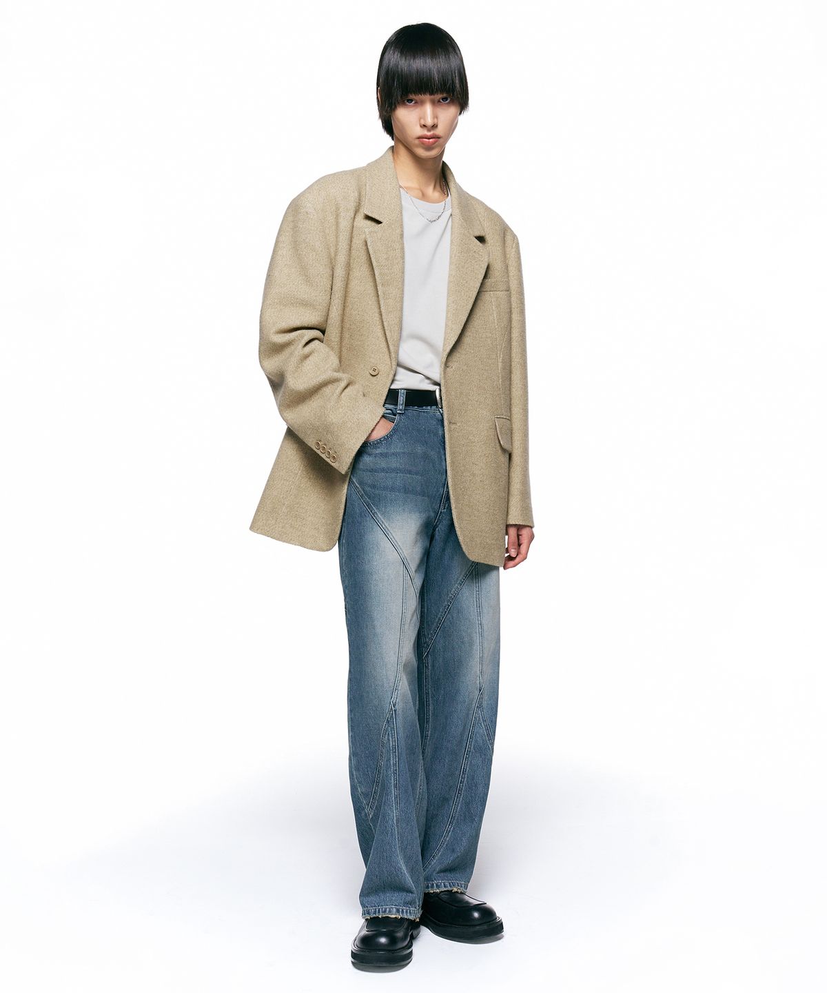 인사일런스(INSILENCE) 홈스펀 울 실루엣 블레이저 BEIGE