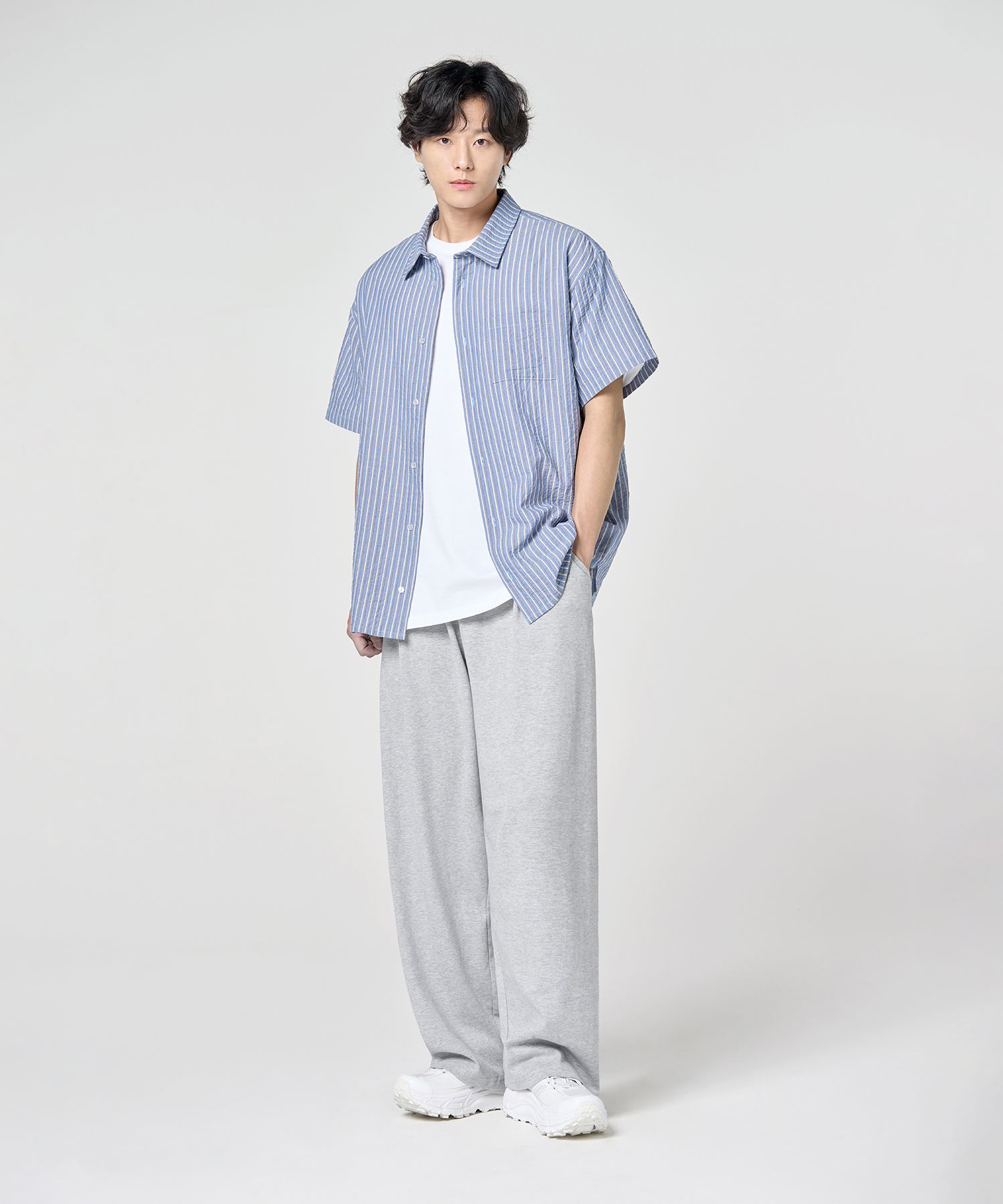 Tシャツ・カットソー Semi-wide one-tuck slacks gray Designer fashion, Seoul-fully created | W Concept