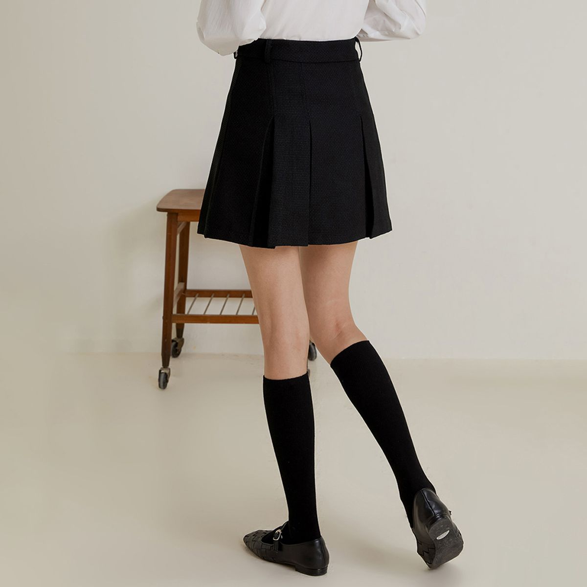 랭썬(LANGSON) LS_Fake belt pleated skirt