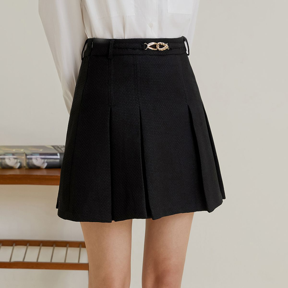 랭썬(LANGSON) LS_Fake belt pleated skirt