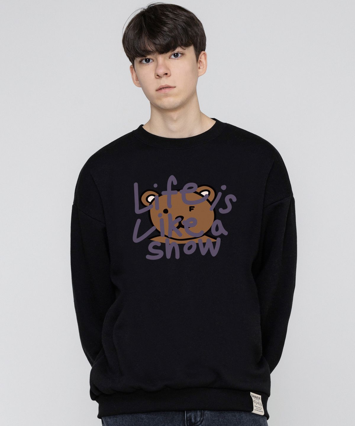 그레이버(GRAVER) [UNISEX]빅 드로잉 레터 베어 맨투맨_블랙/퍼플 로고