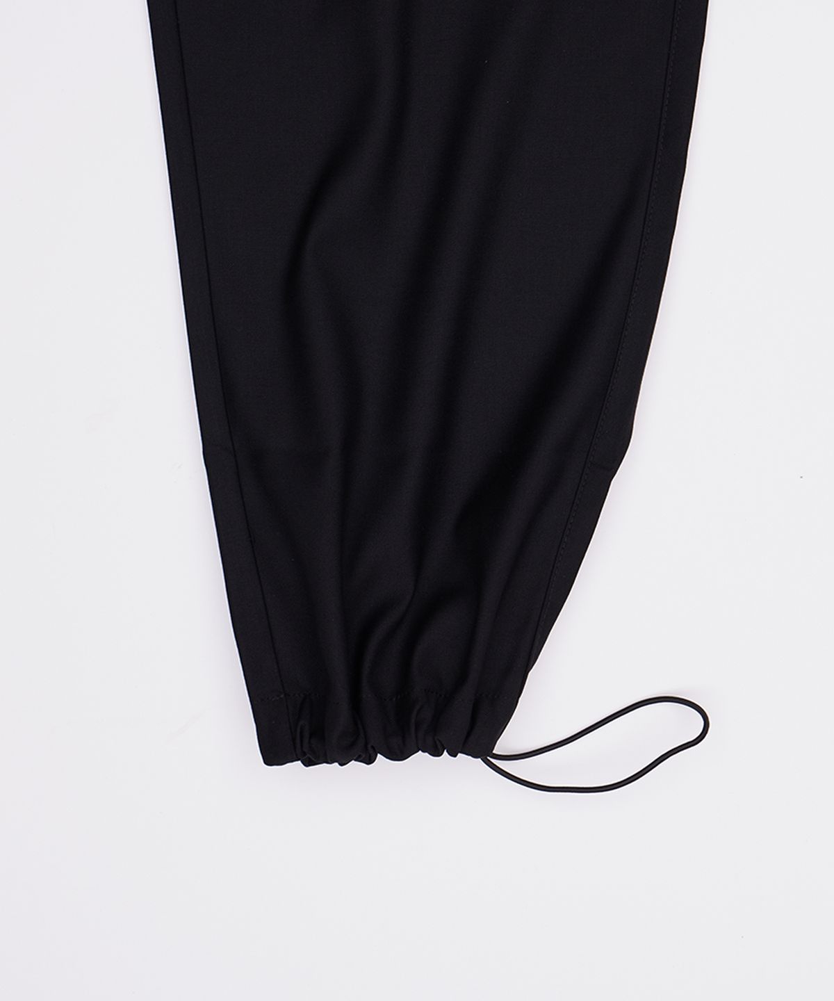 디스펑트(DYSFUNCT) Clock Wide String Cargo Jogger Slacks Pants (BLACK)