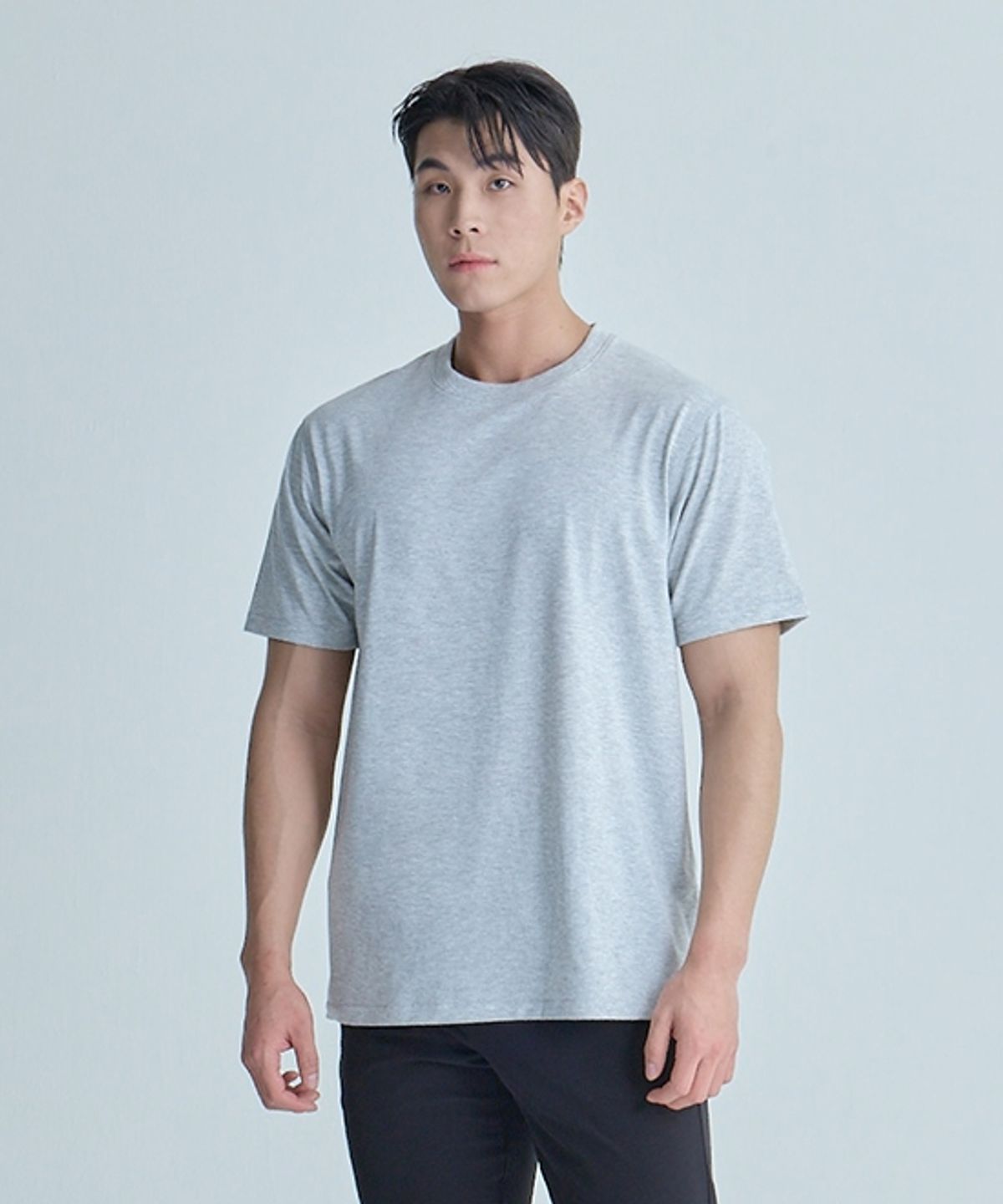 무신사 스탠다드 스포츠(MUSINSA STANDARD SPORTS) 퀵드라이 러닝 코튼라이크 숏 슬리브 (2color)