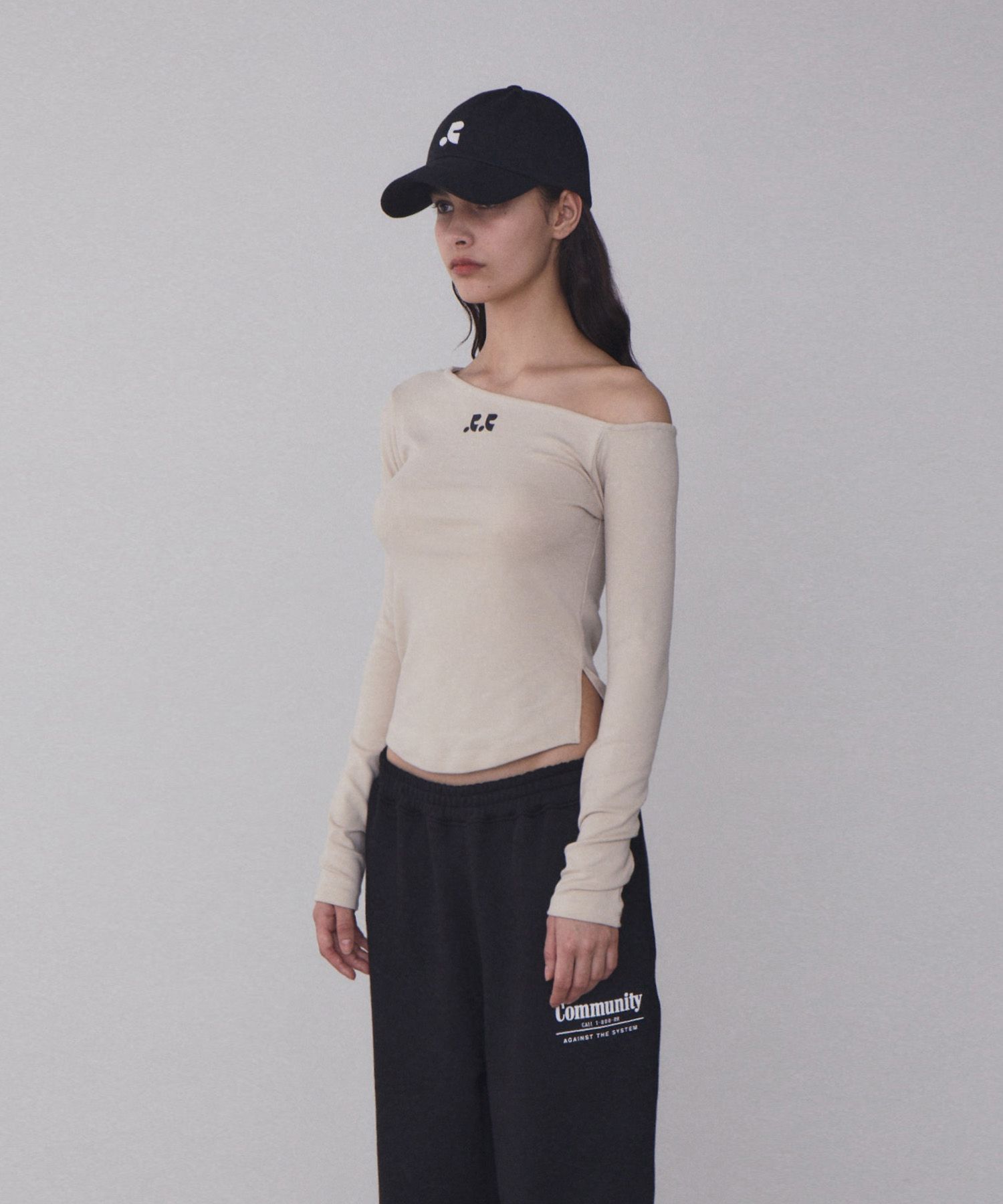 MUSINSA公式 | REST&RECREATION RR ONE SHOULDER LONG SLEEVE