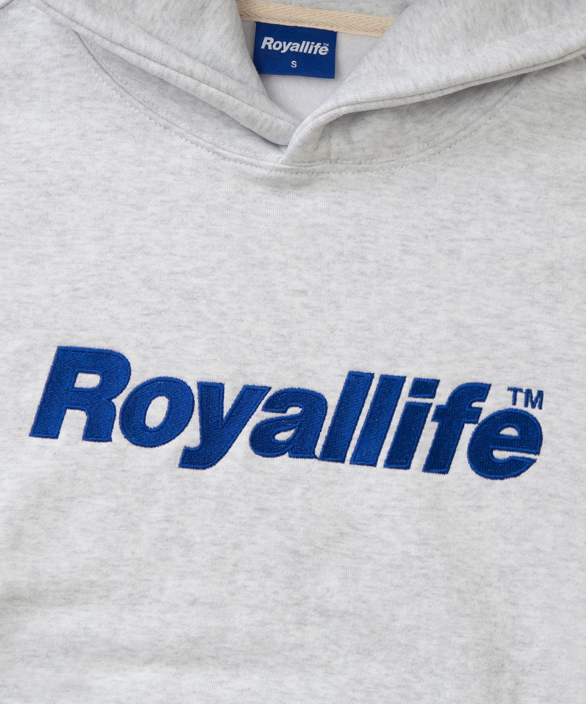 로얄라이프(ROYALLIFE) RLPH3001 OG 자수 로고 기모 후드티 - 애쉬그레이
