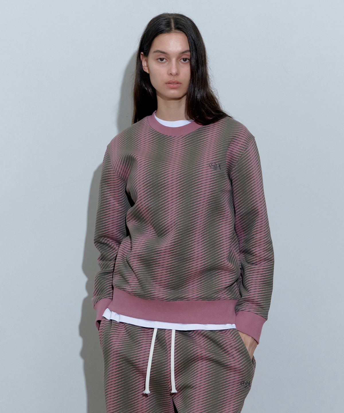 스컬프터(SCULPTOR) Irregular Stripe Sweatshirt Berry/Khaki