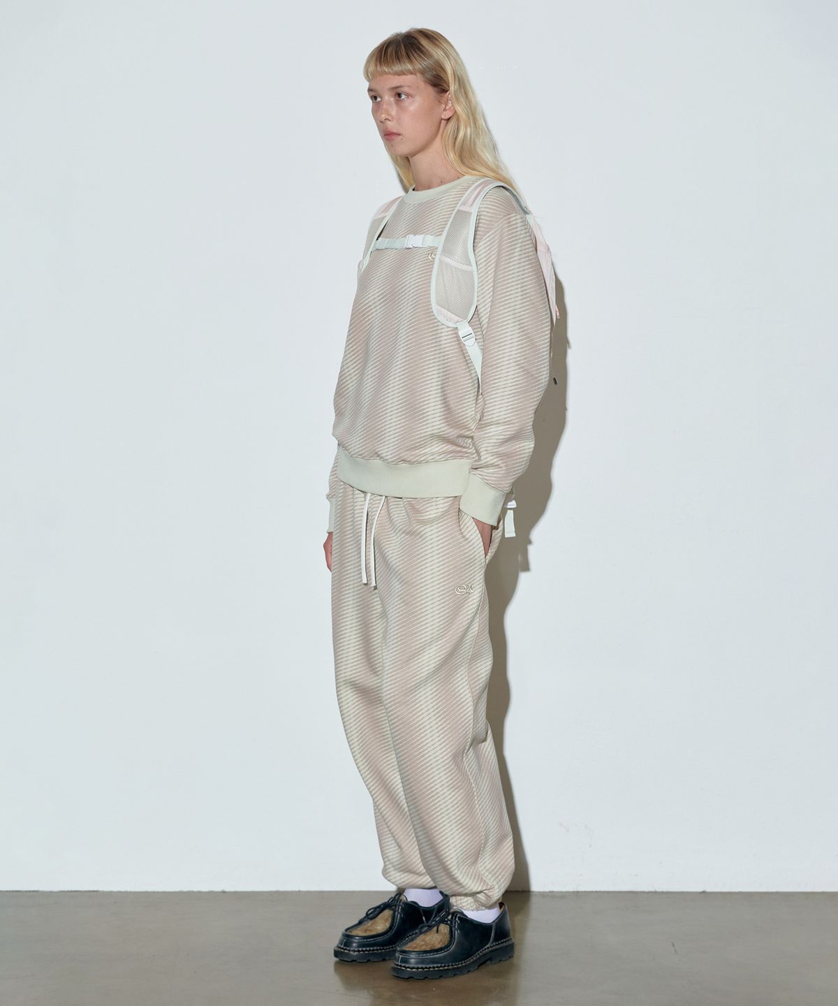 스컬프터(SCULPTOR) Irregular Stripe Sweatshirt Raw/Indie Pink