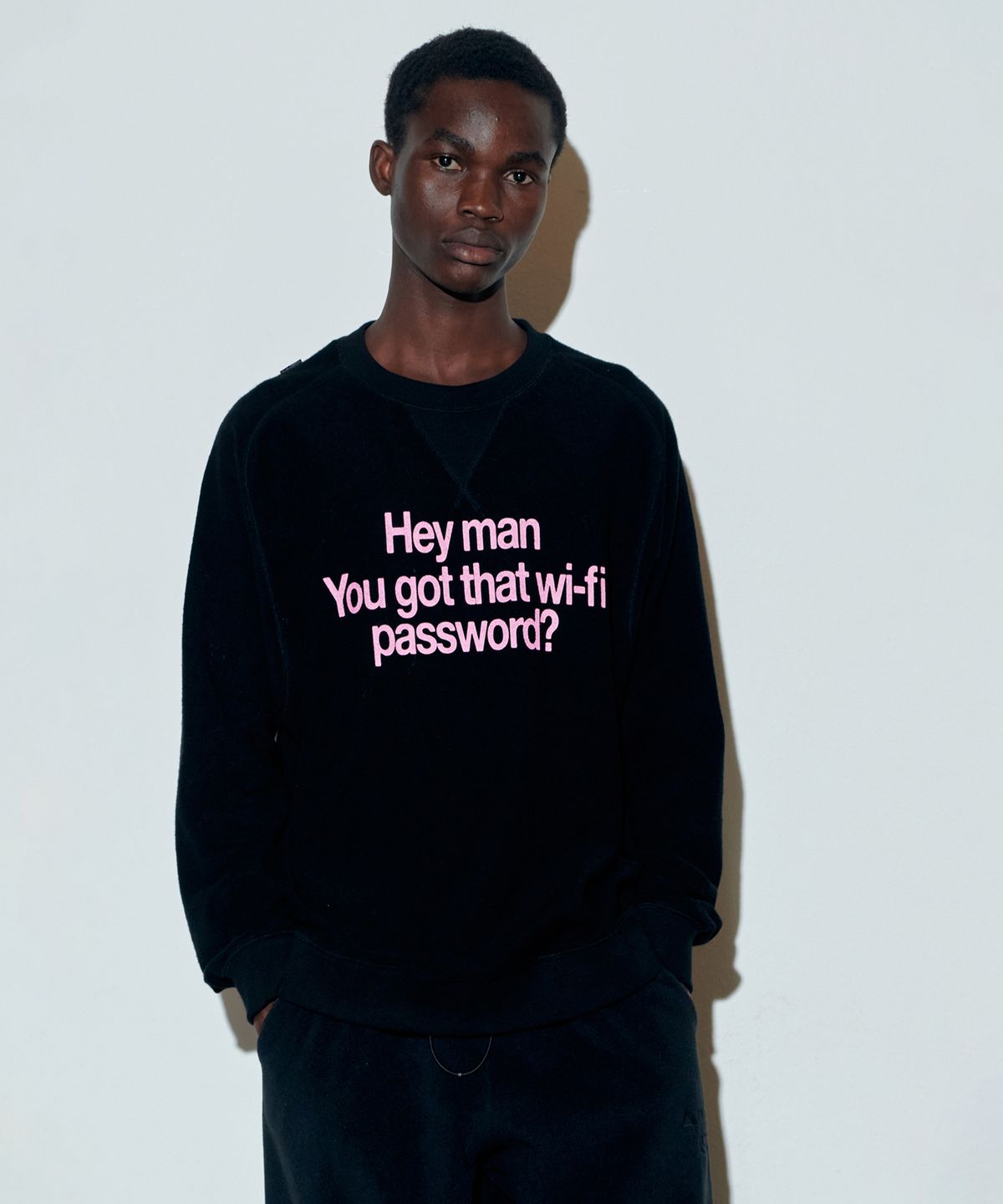 스컬프터(SCULPTOR) Wi-Fi Begger Sweatshirt Black