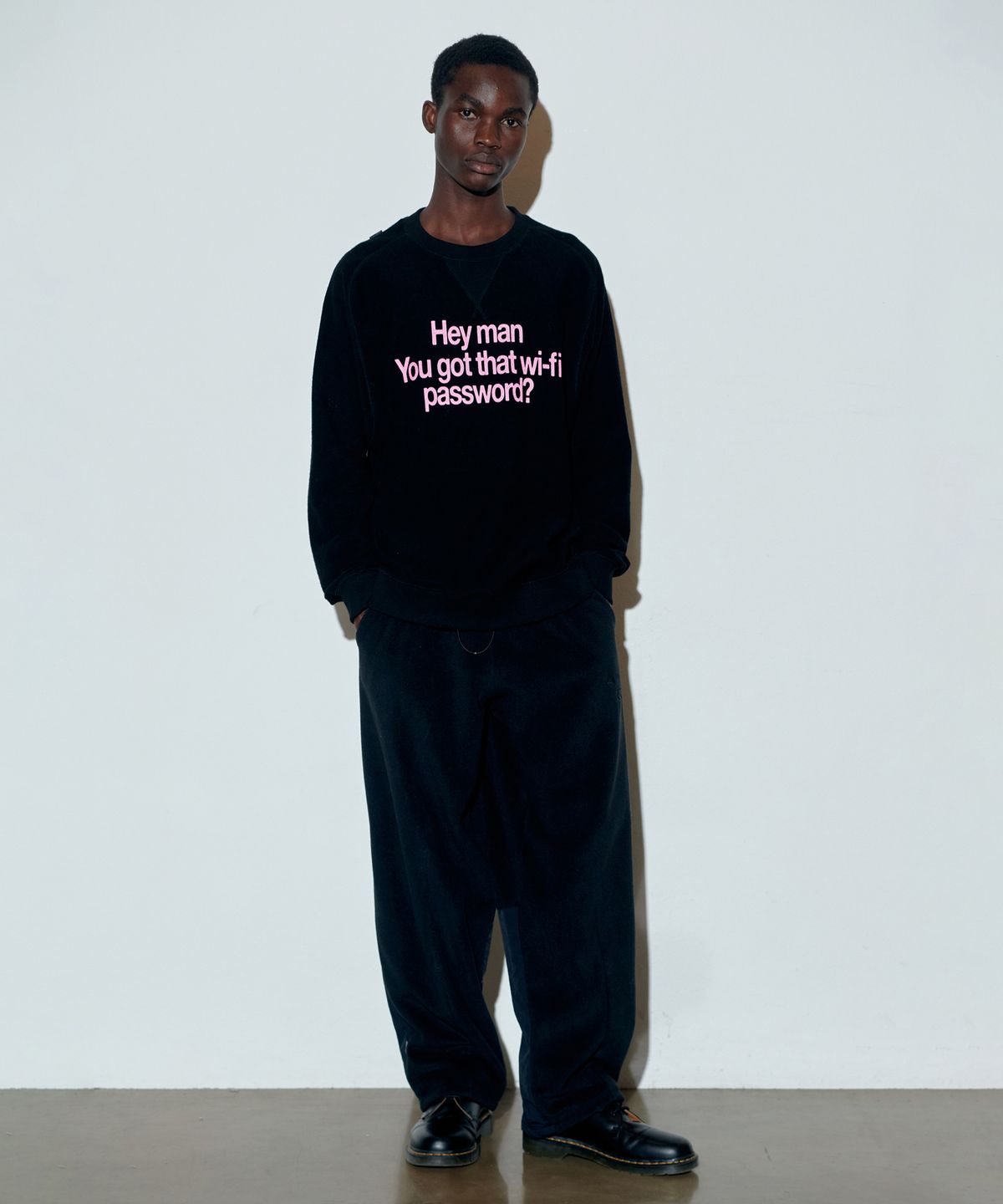 스컬프터(SCULPTOR) Wi-Fi Begger Sweatshirt Black
