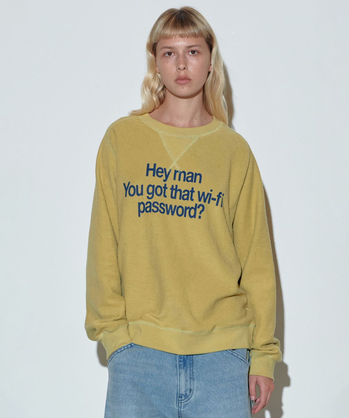 스컬프터(SCULPTOR) Wi-Fi Begger Sweatshirt Mustard