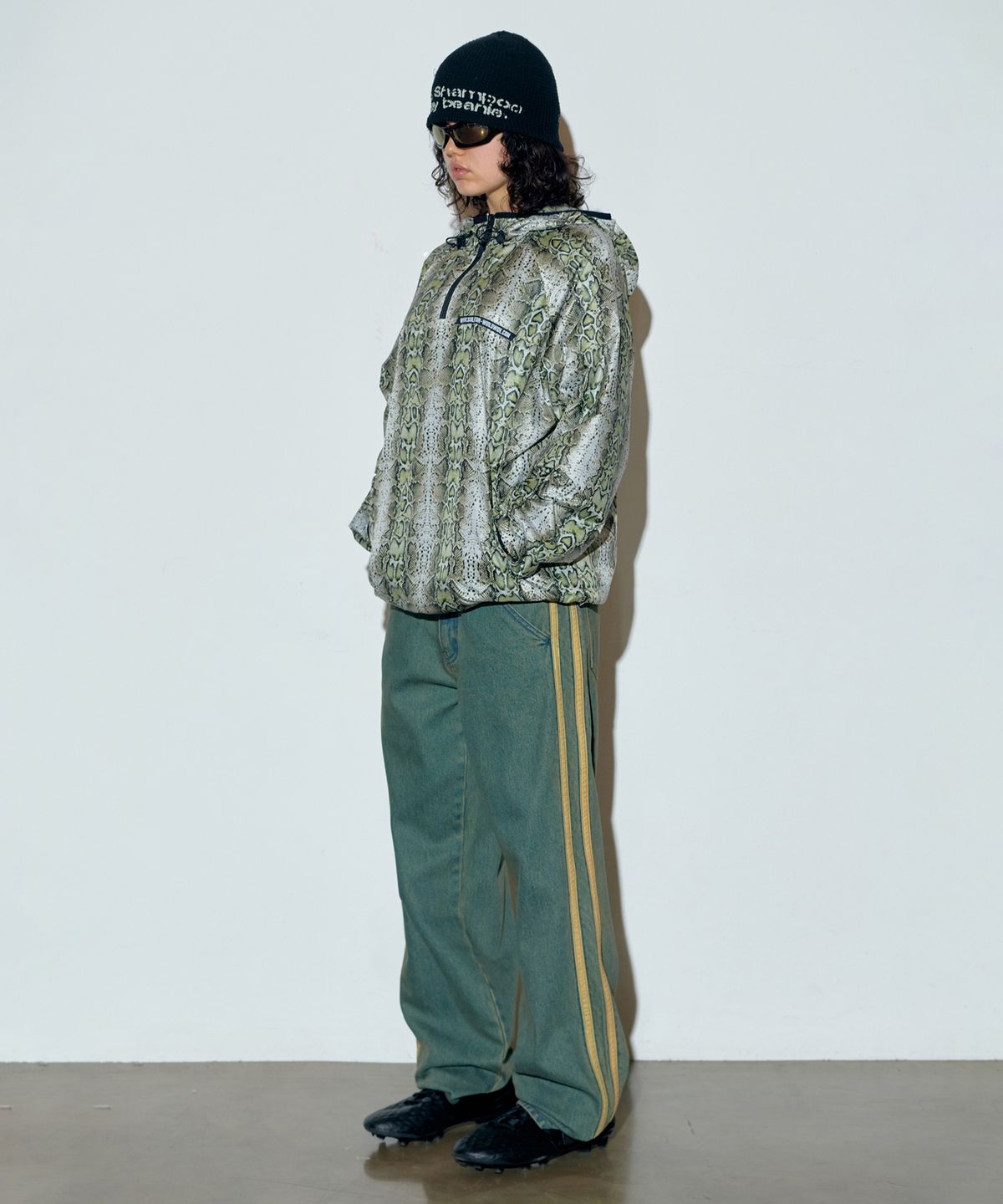 스컬프터(SCULPTOR) Glossy Patterned Anorak Pullover Green