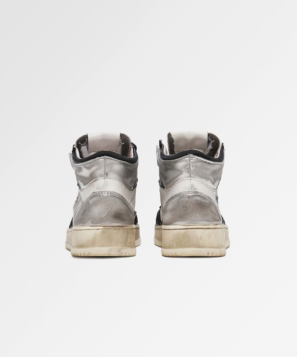 오트리(AUTRY) 메달리스트 빈티지 MID CUT 스니커즈 in leather black and sliver