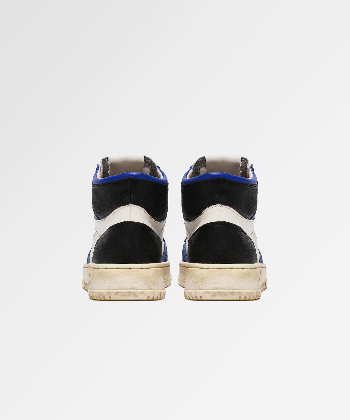 오트리(AUTRY) 메달리스트 빈티지 MID CUT 스니커즈 in leather blue and black