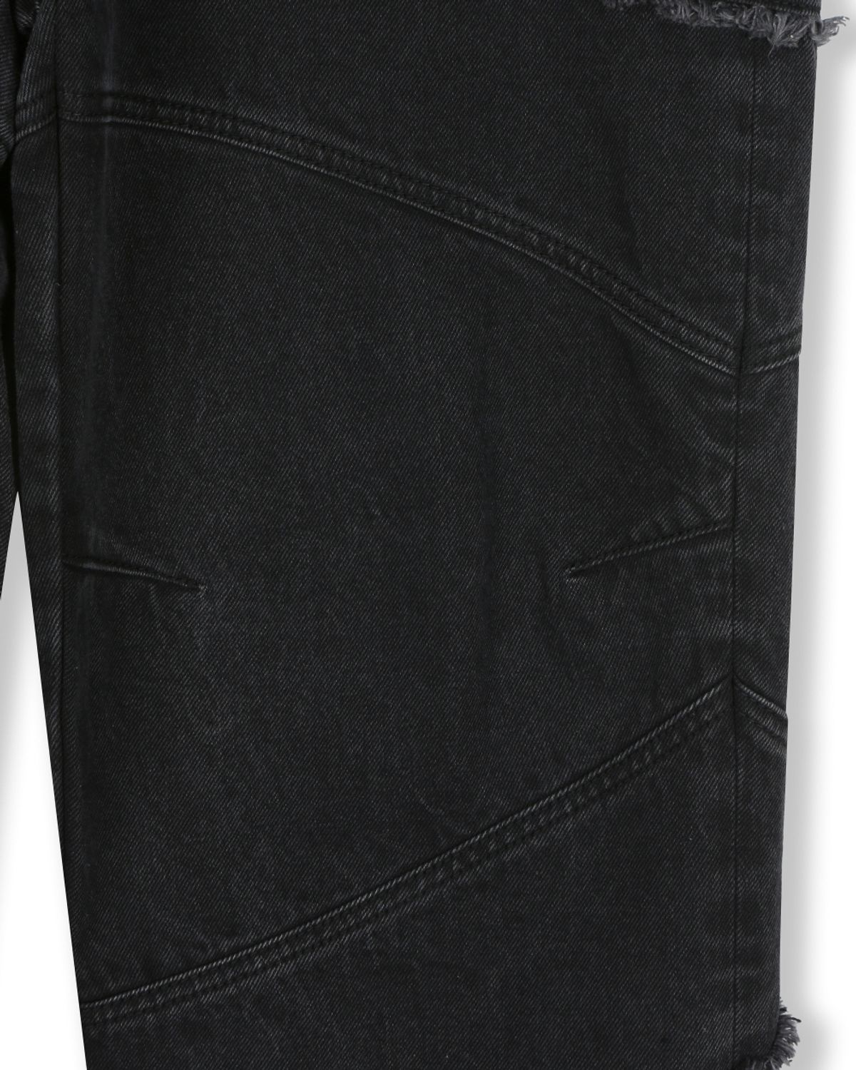 비슬로우(BESLOW) CUT OUT CURVED POCKET JEANS BLACK