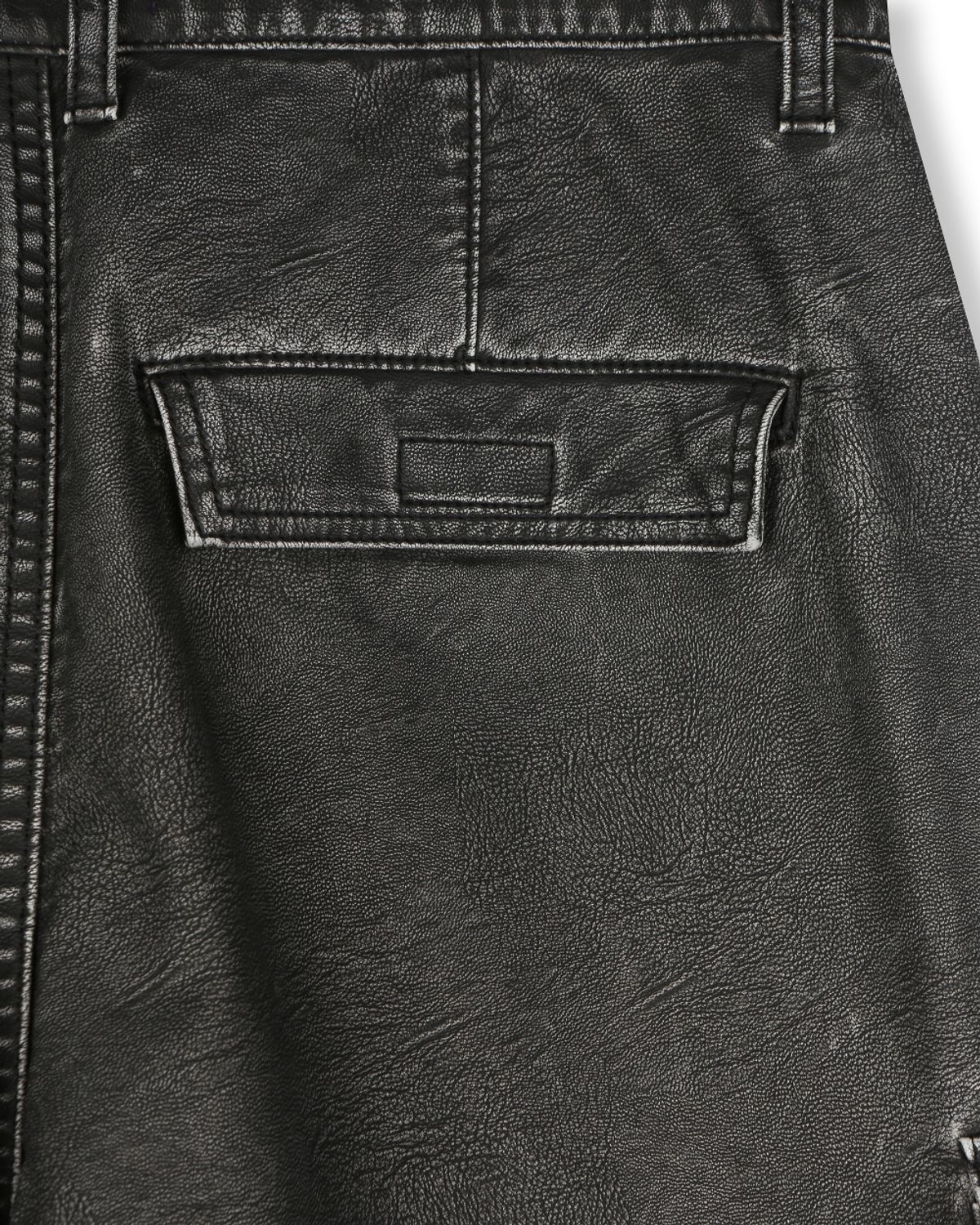 비슬로우(BESLOW) WASHED LEATHER MULTI CARGO PANTS FADE BLACK