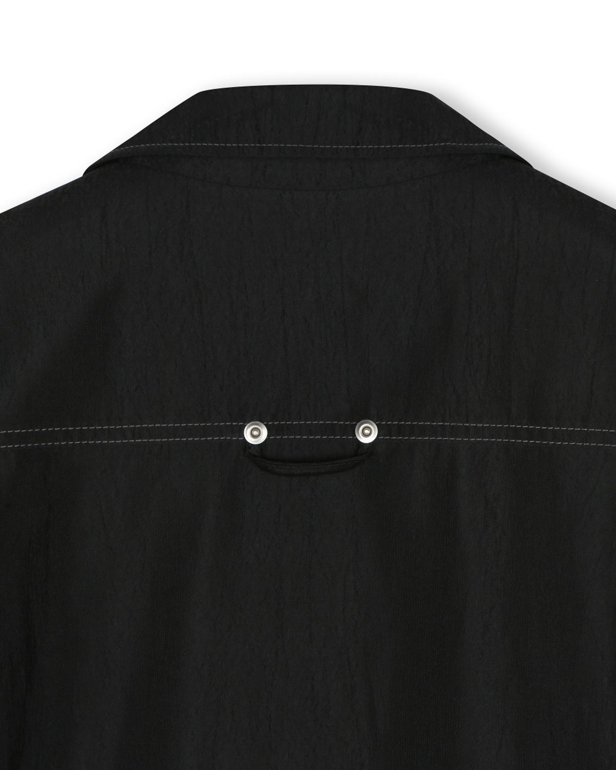 비슬로우(BESLOW) UNBALANCED POCKET ZIP-UP SHIRKET BLACK