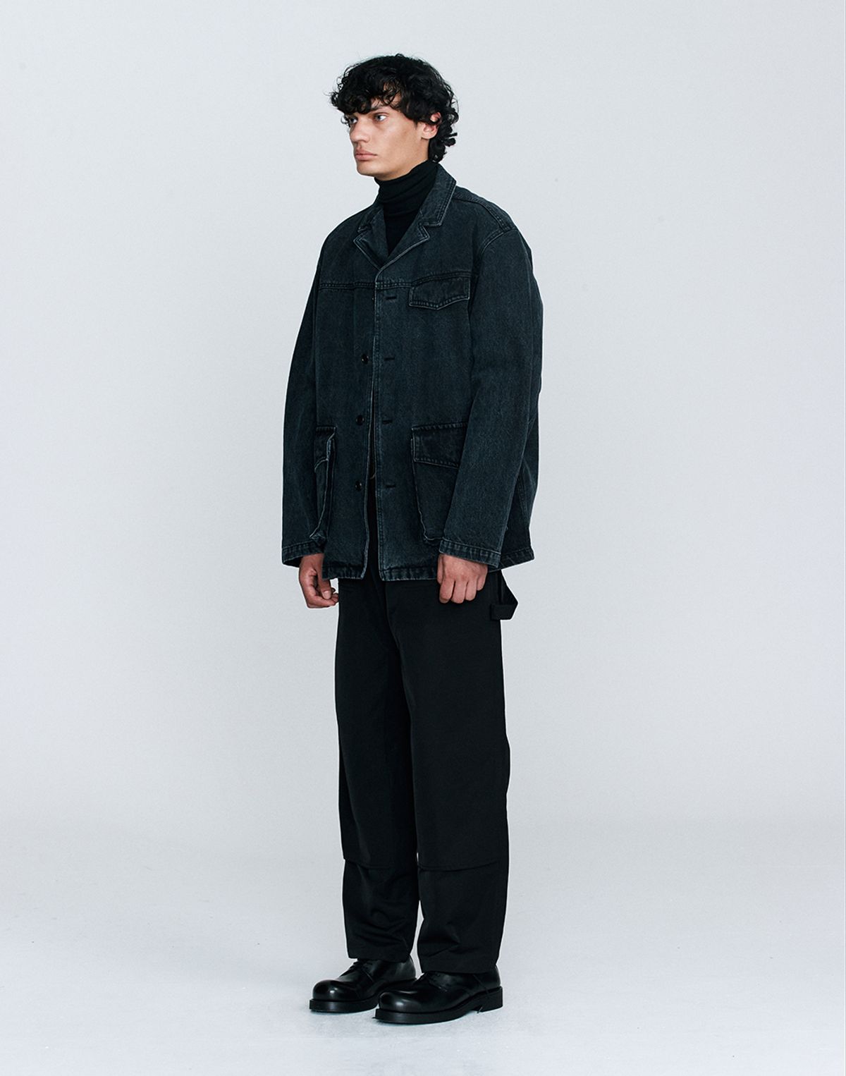 호이테(HEUTE) OVERSIZED DENIM FIELD JACKET (BLACK)