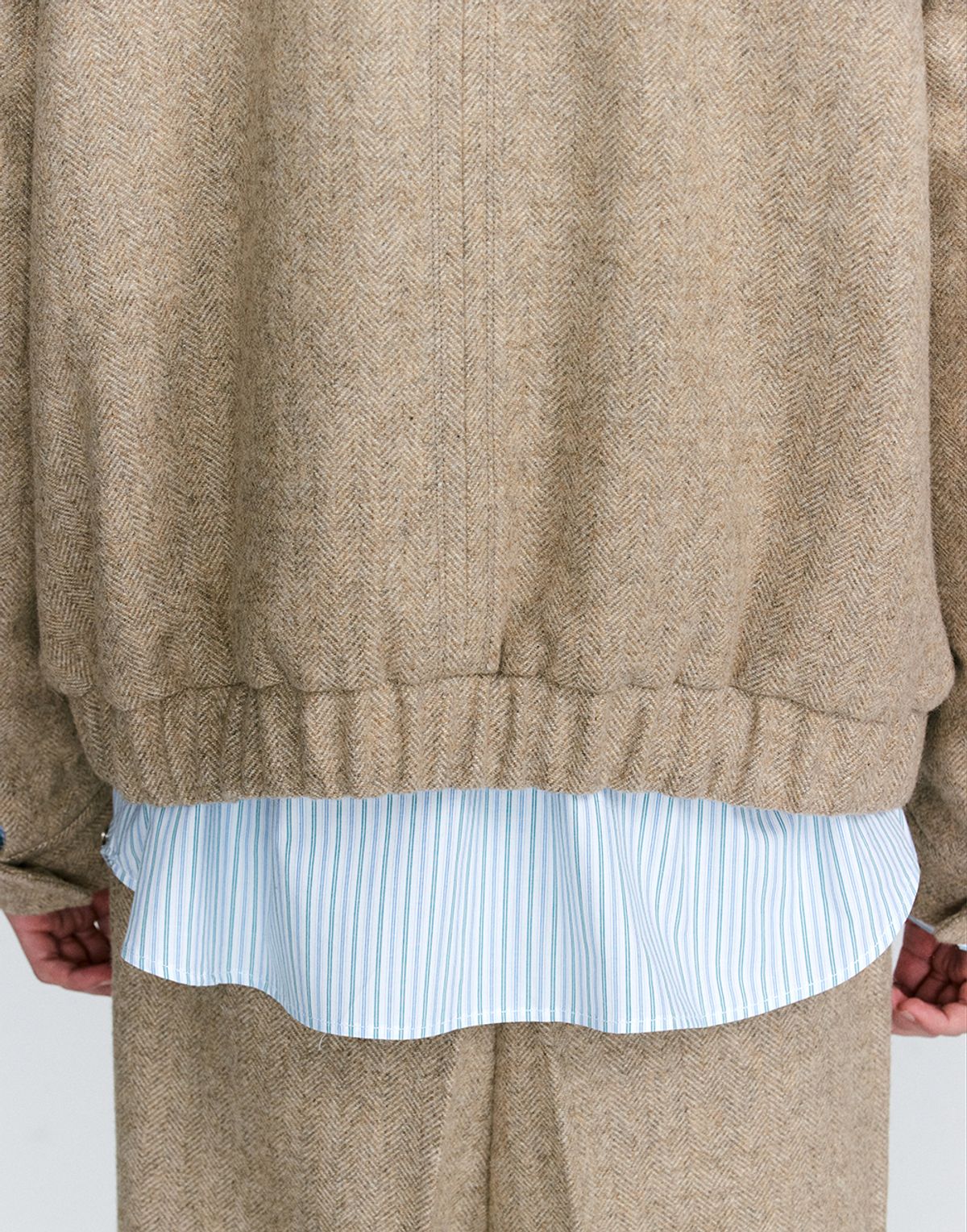 호이테(HEUTE) HERRINGBONE BOMBER JACKET (BEIGE)