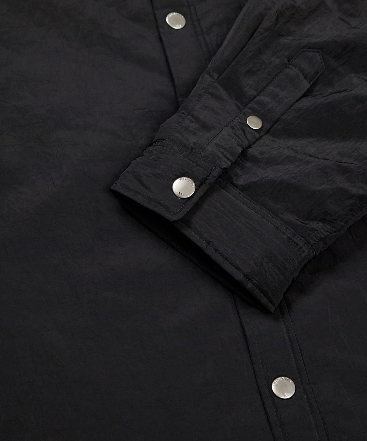 이에이(IEY) OVER SHIRT JUMPER Black
