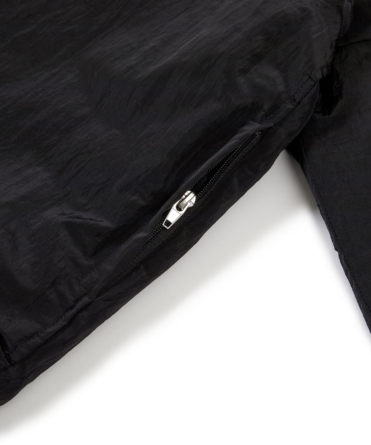 이에이(IEY) OVER SHIRT JUMPER Black