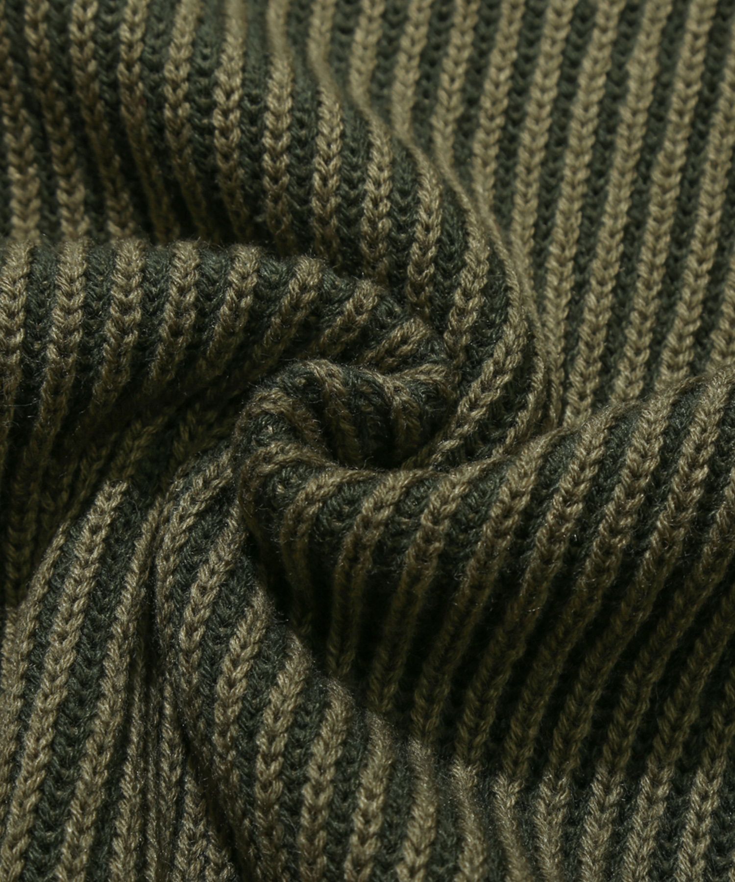 ★【TRILLION】★WASHABLE TWO TONE CREW NECK GRAPHIC KNI.T★ MUSINSA | TRILLION Washable two-tone crewneck graphic knit