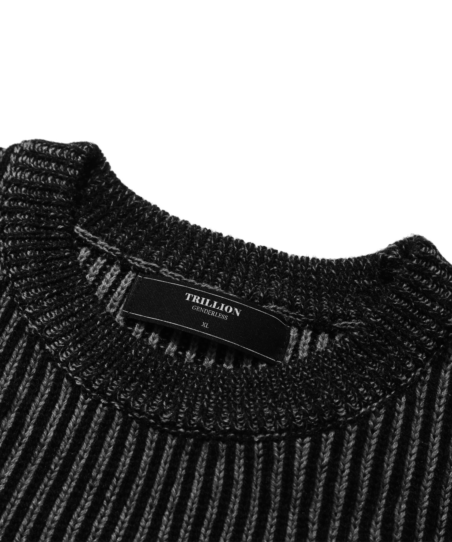 MUSINSA | TRILLION Washable two-tone crewneck graphic knit