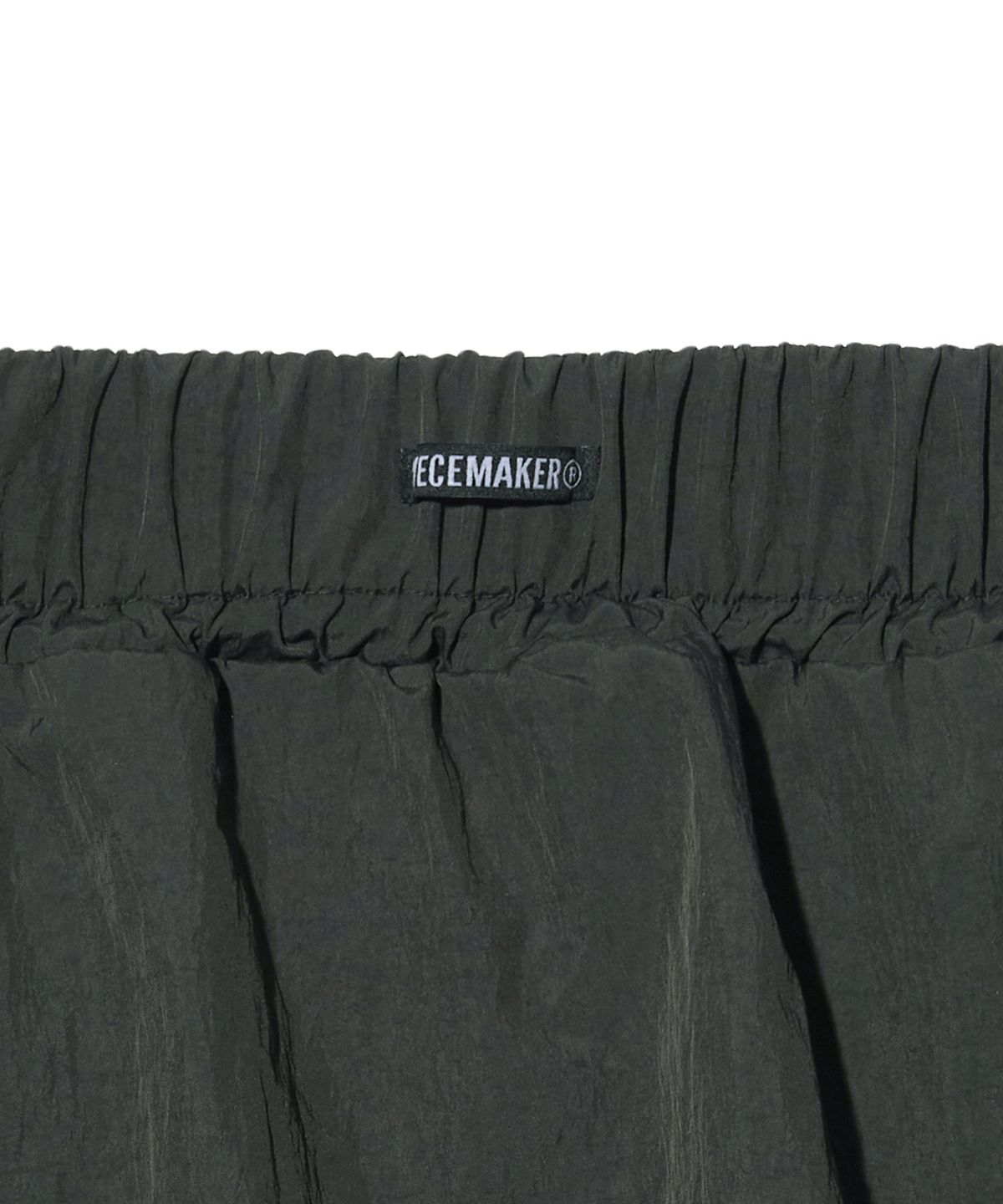 피스메이커(PIECE MAKER) NYLON SHIRRING PUMPKIN SKIRT (CHARCOAL)