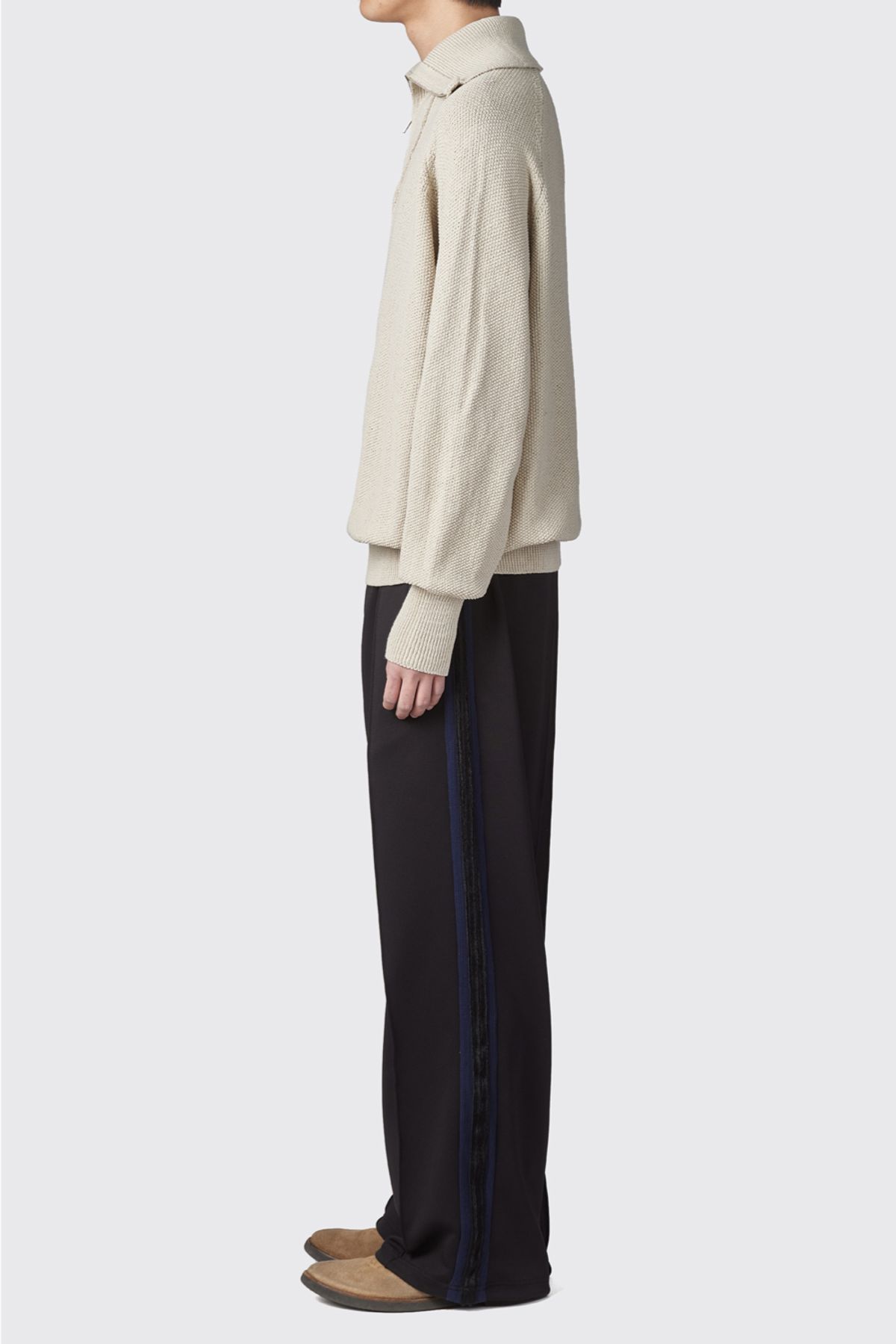 해칭룸(HATCHINGROOM) Vase Neck Knit Sand