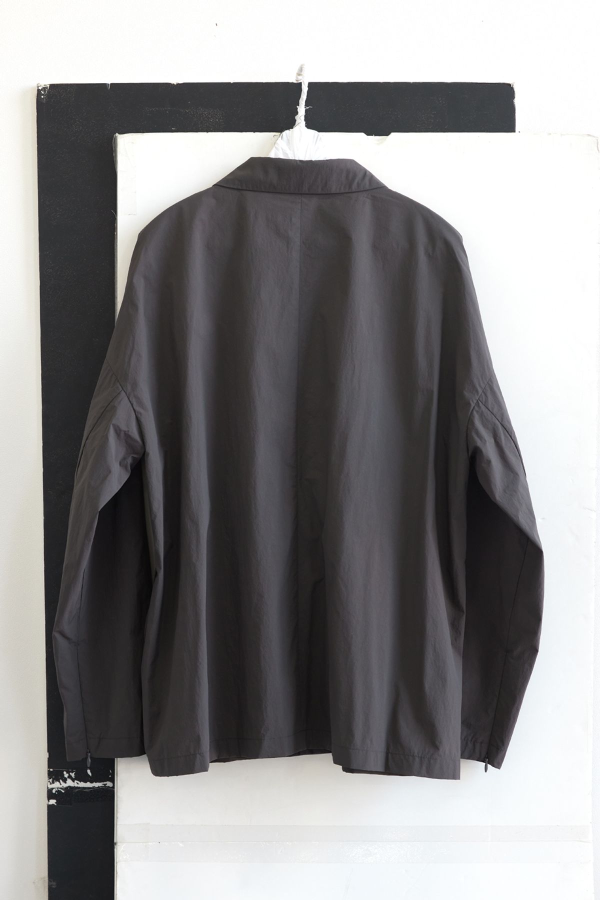 해칭룸(HATCHINGROOM) Uniform Jacket Charcoal