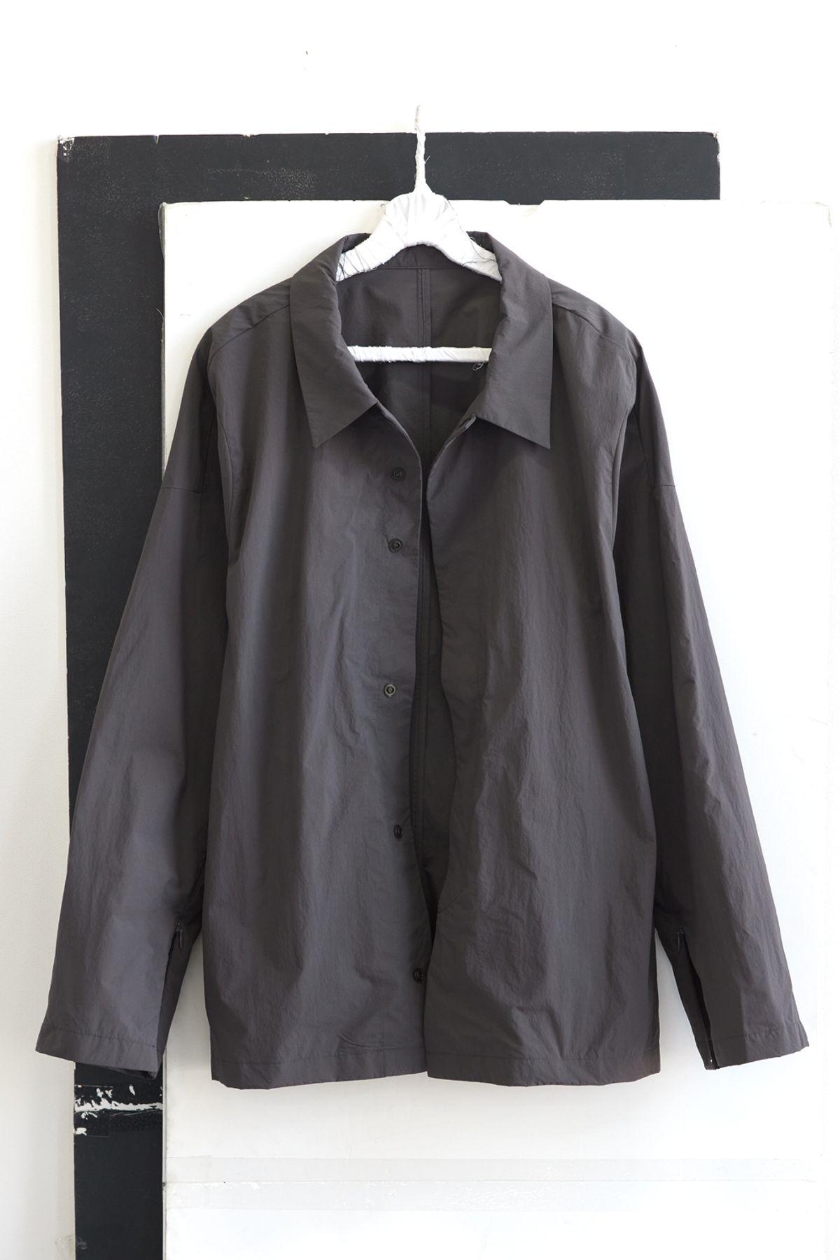 해칭룸(HATCHINGROOM) Uniform Jacket Charcoal