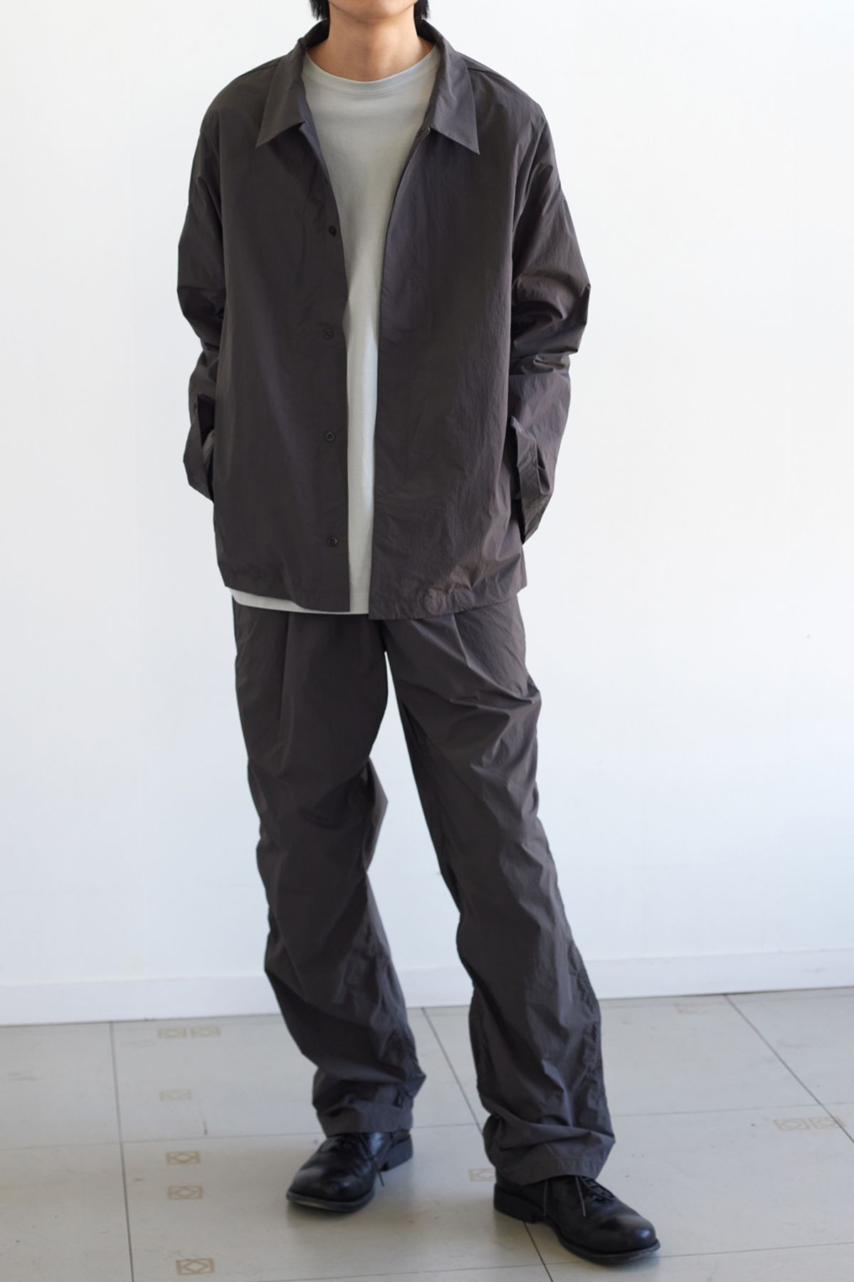 해칭룸(HATCHINGROOM) Uniform Jacket Charcoal