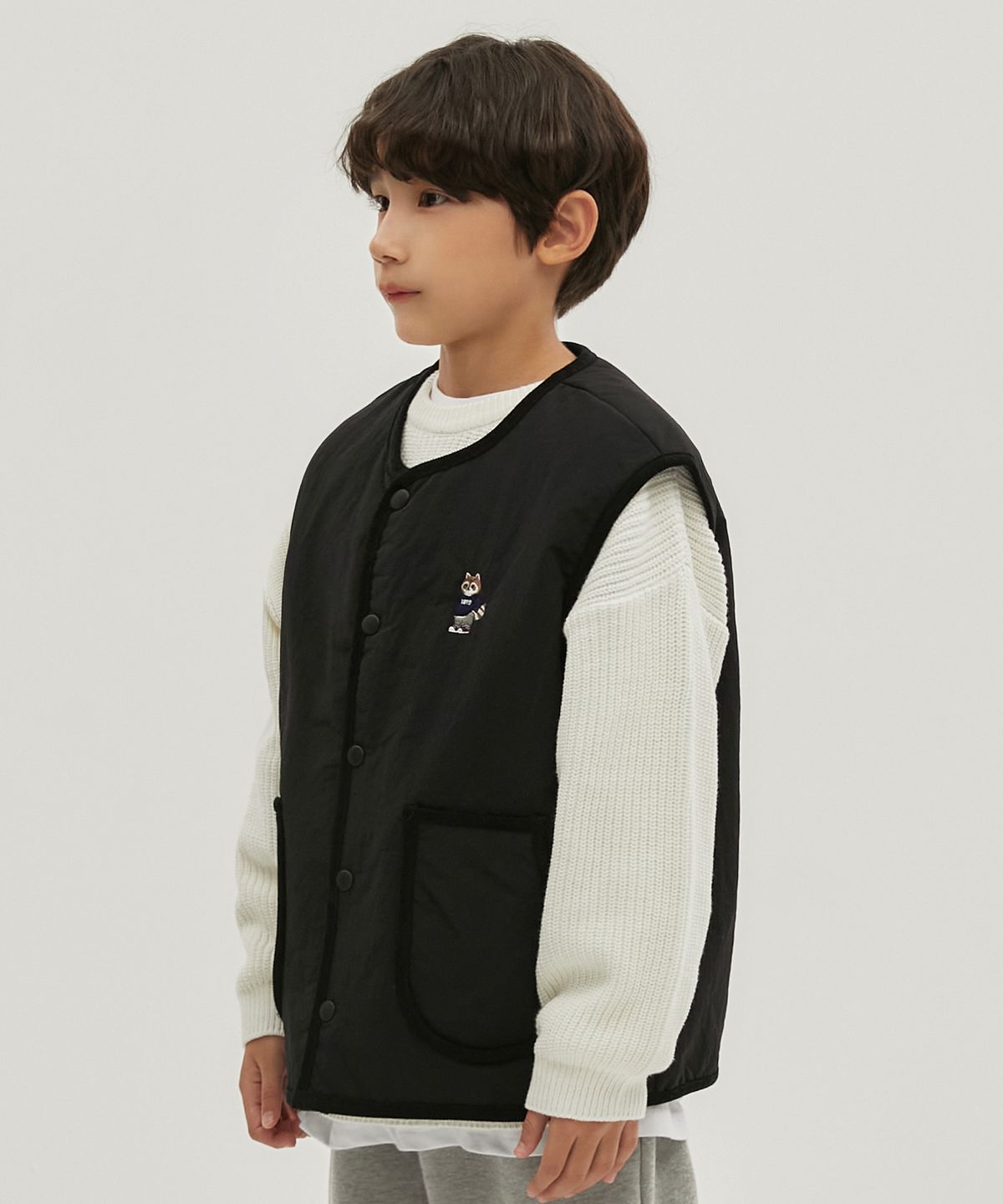 테이크이지 키즈(TAKEASY KIDS) 라쿠 패딩 오버 베스트(블랙)