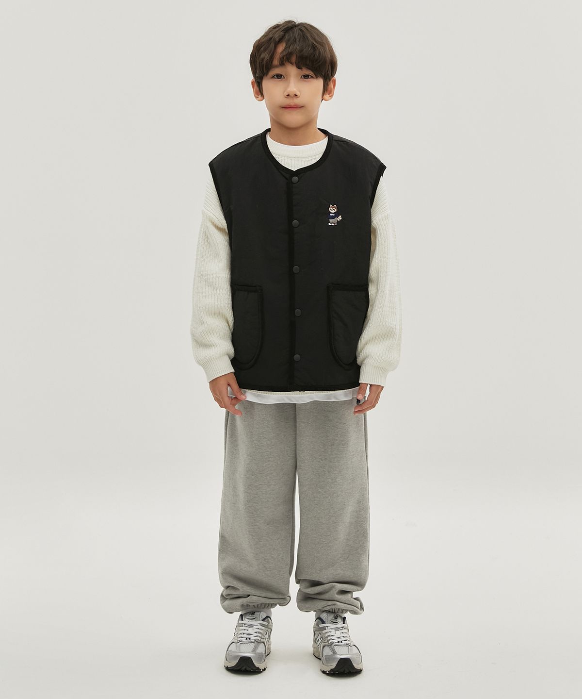 테이크이지 키즈(TAKEASY KIDS) 라쿠 패딩 오버 베스트(블랙)