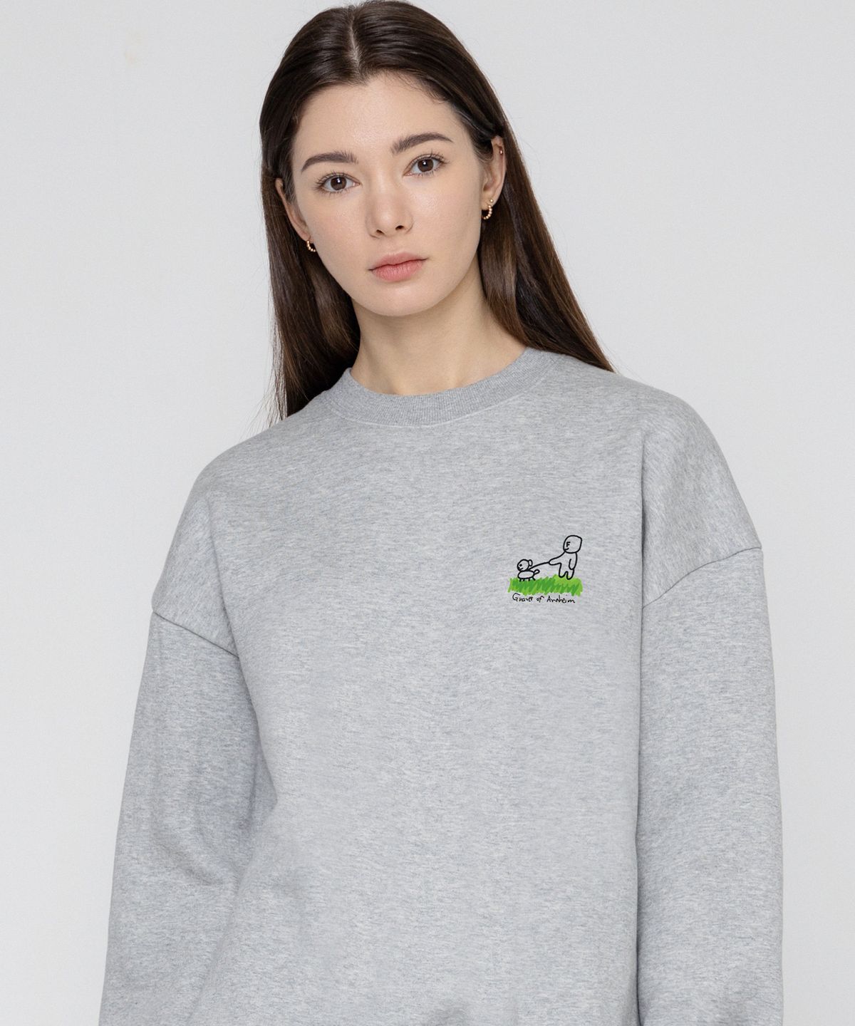 그레이버(GRAVER) [UNISEX]휴먼 퍼피 워크 백로고 맨투맨_그레이