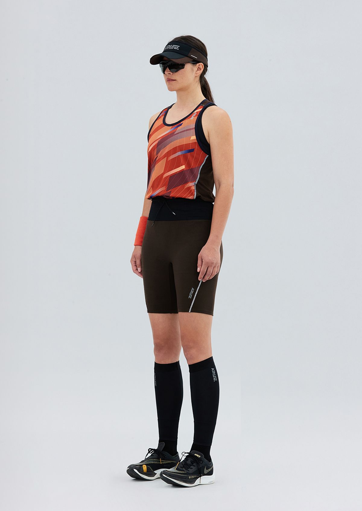 칼렉(KALEG) WOMENS FLIGHT SHORT TIGHTS (8) DARK BROWN