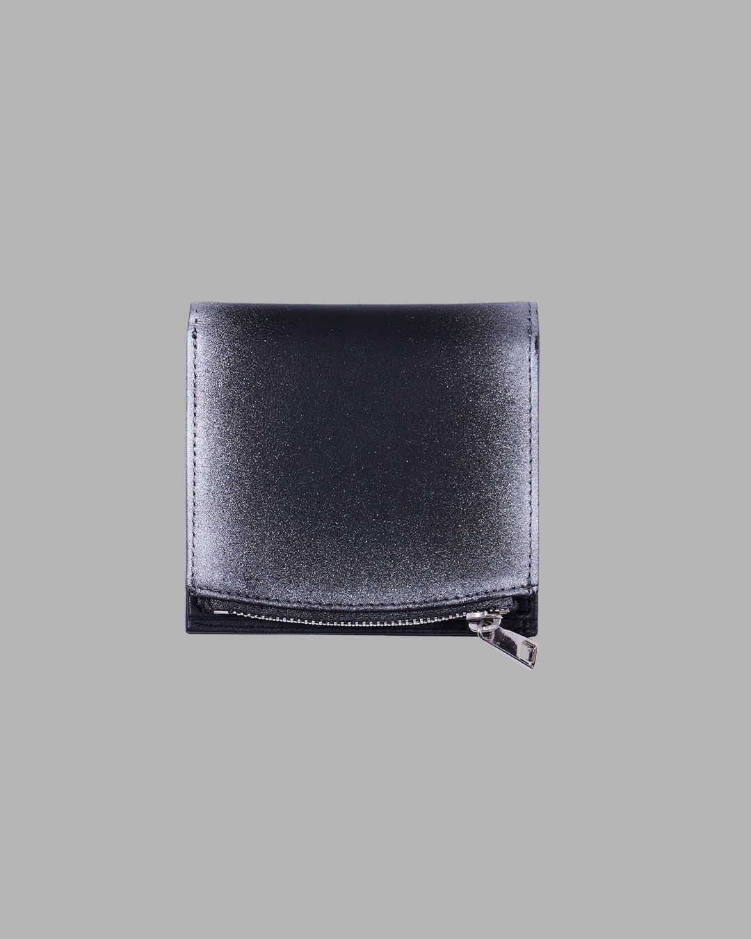 [THE MUSEUM VISITOR]★HEART STUD SPRAY WALLET MUSINSA | THE MUSEUM VISITOR HEART STUD SPRAY WALLET - BLACK