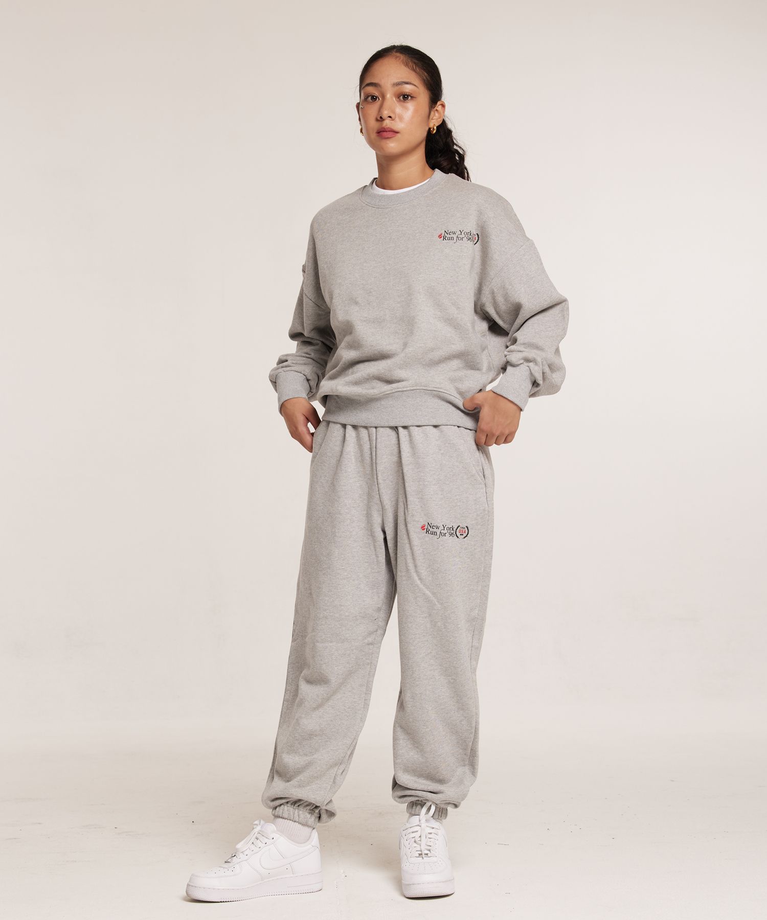 Musinsa Sweatpants Velour Melt The Lady Tuck Sweat Pants【black