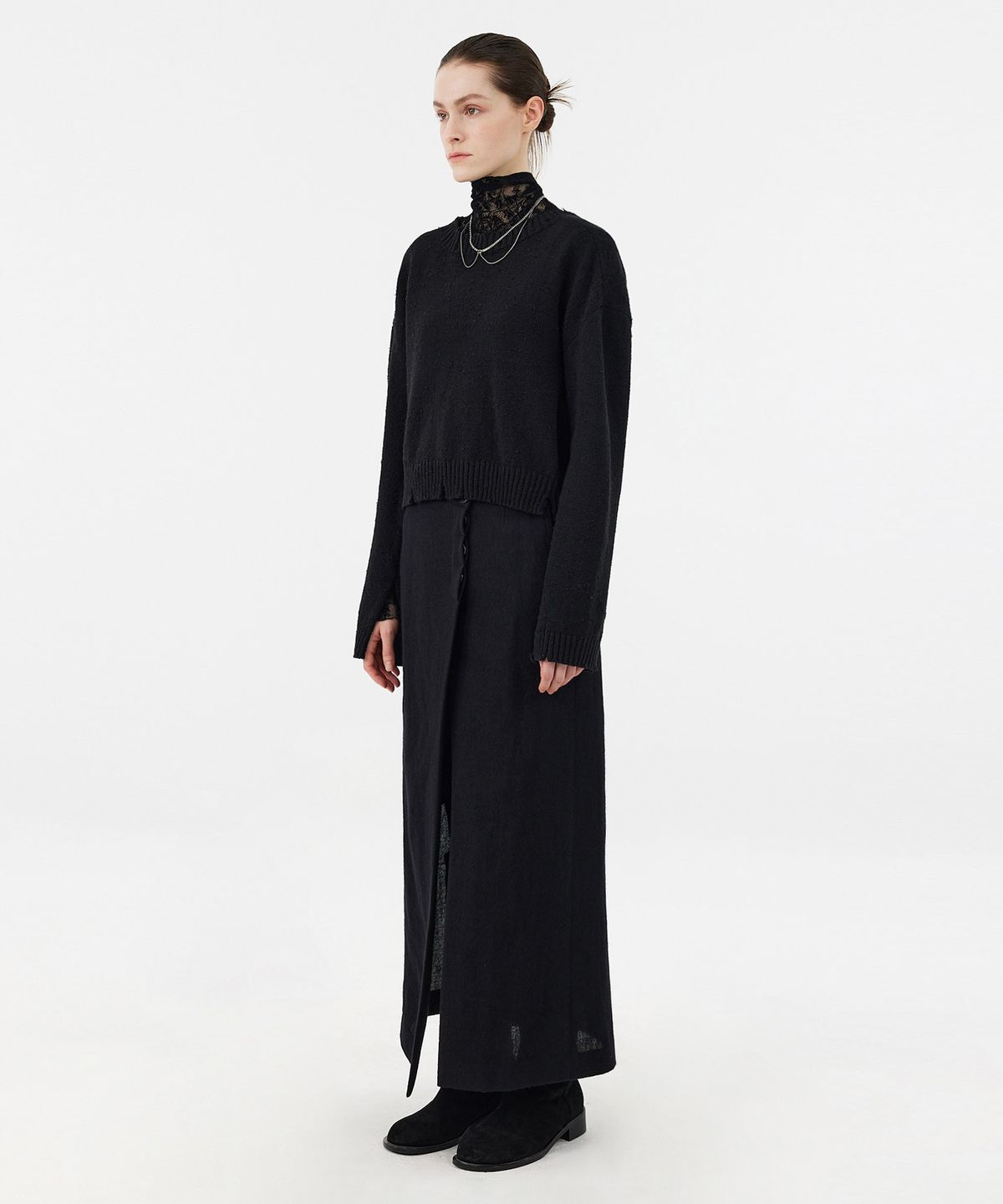 유스(YOUTH) Damaged Cropped Knit  - Black