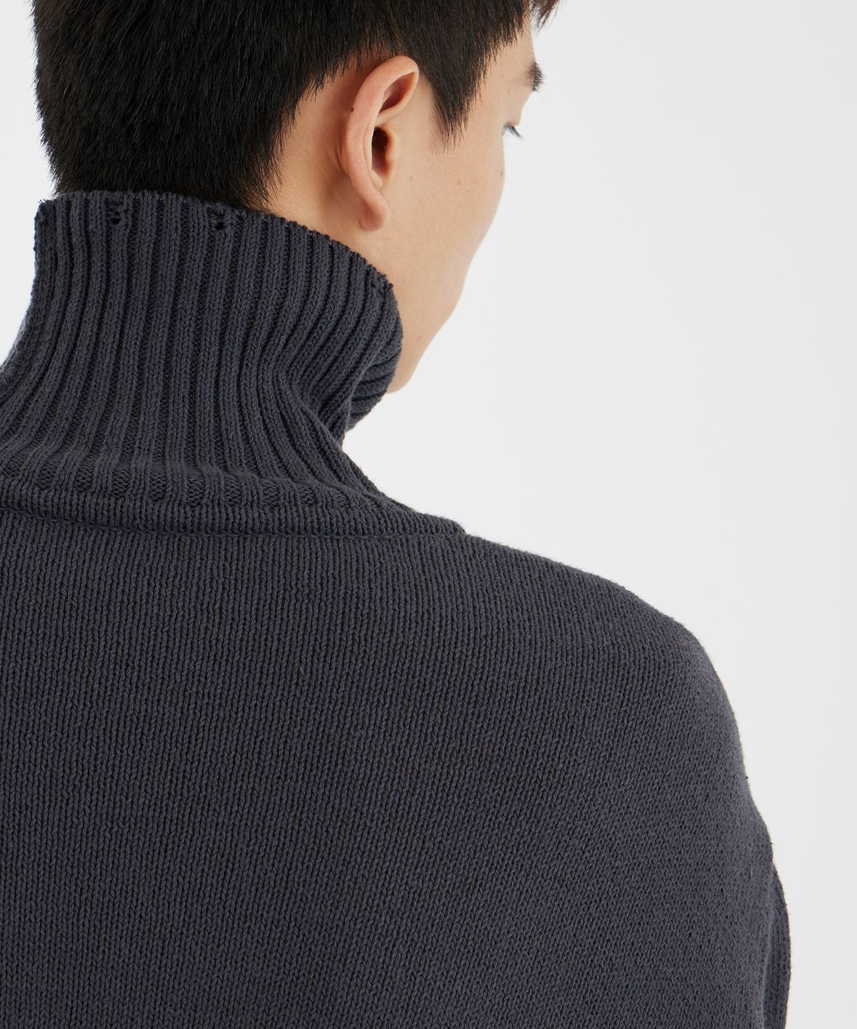 유스(YOUTH) Damaged Rip Turtleneck T-shirt - Charcoal Grey