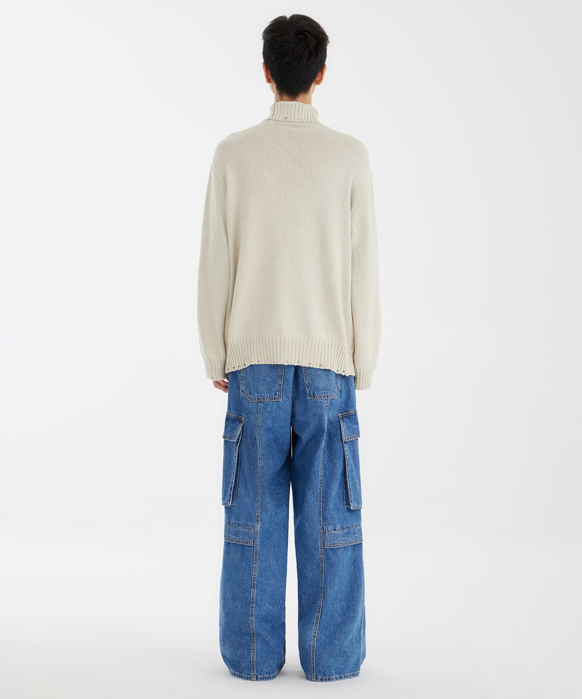 유스(YOUTH) Damaged Rip Turtleneck T-shirt - Ivory
