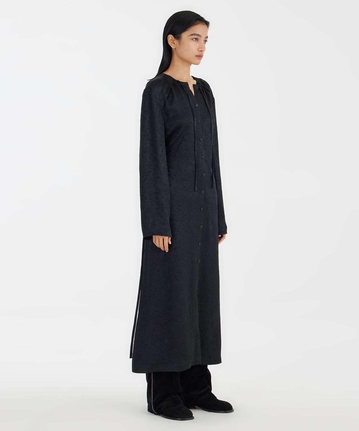 유스(YOUTH) Buttoned Maxi Dress - Black