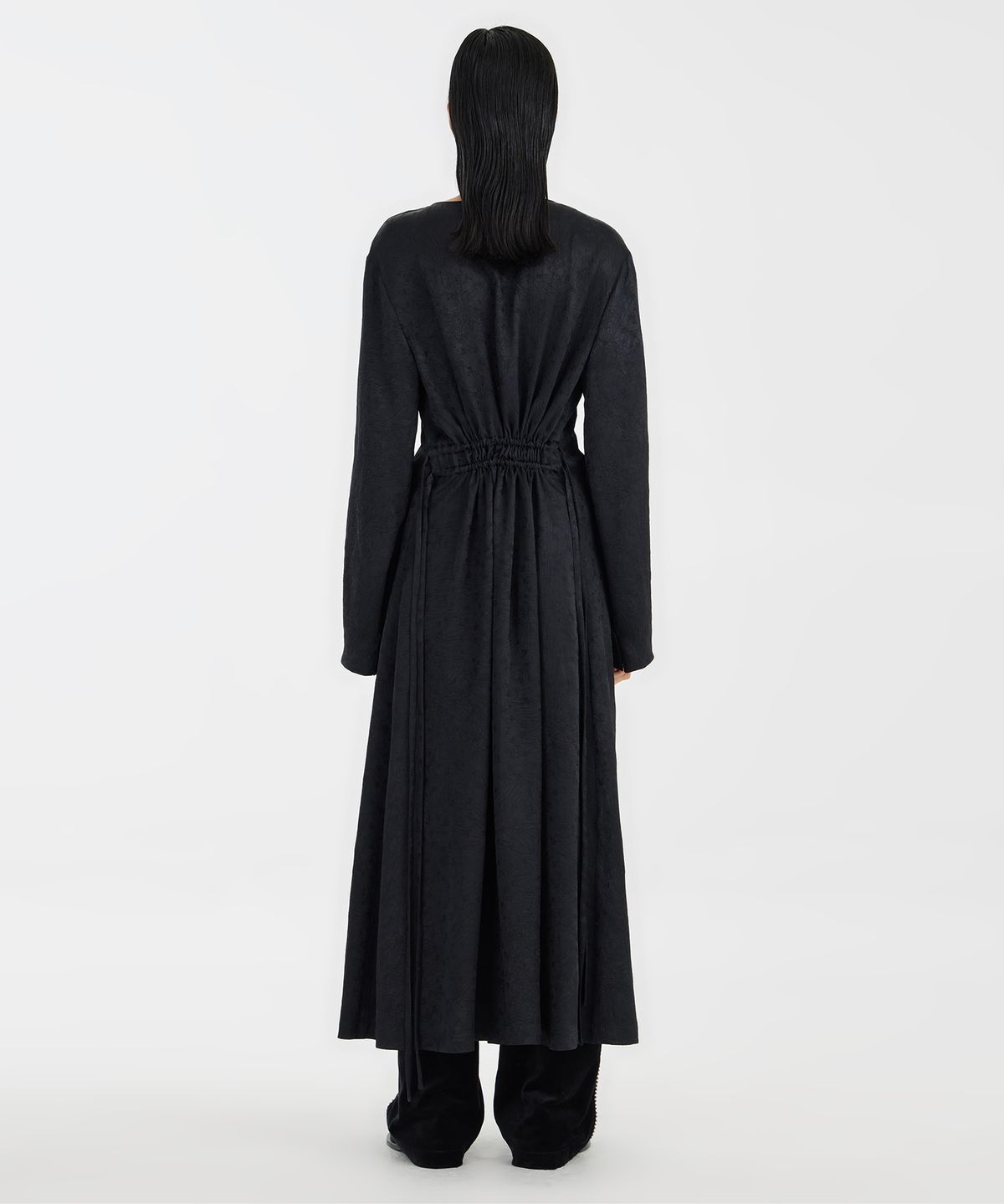 유스(YOUTH) Buttoned Maxi Dress - Black