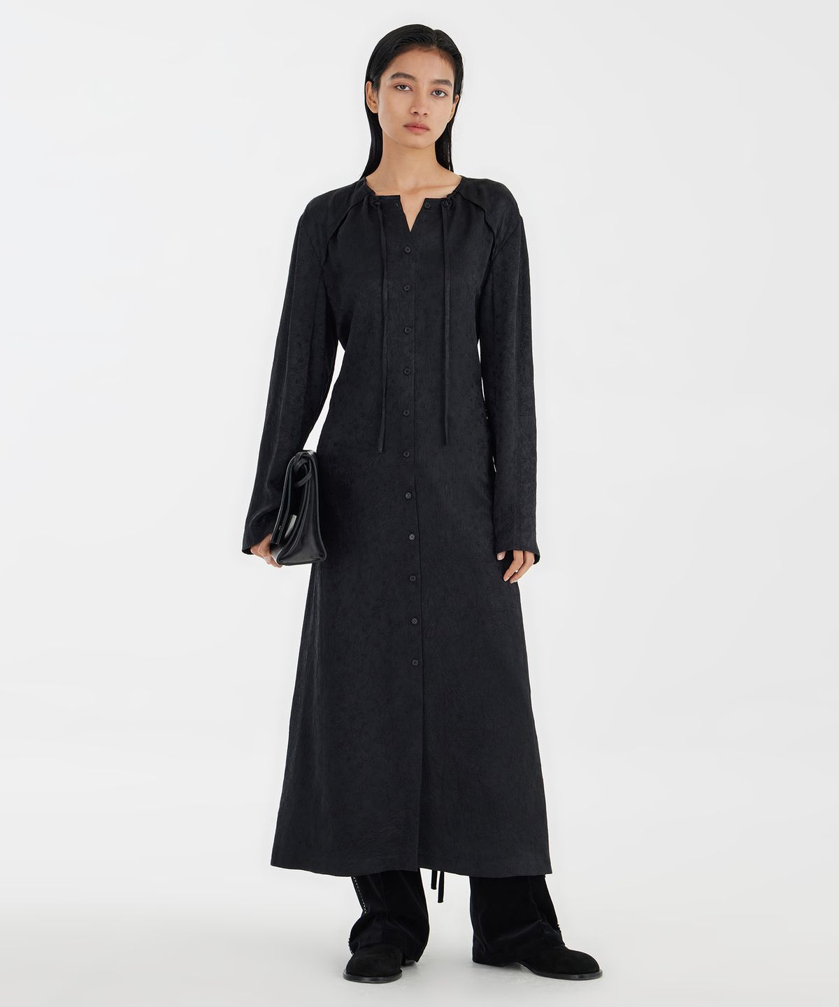 유스(YOUTH) Buttoned Maxi Dress - Black