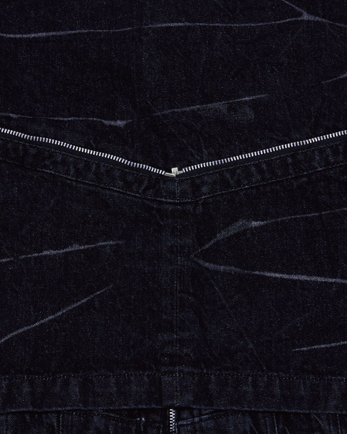 더뮤지엄비지터(THEMUSEUMVISITOR) DENIM ZIPPER BIKER JACKET (BLACK)
