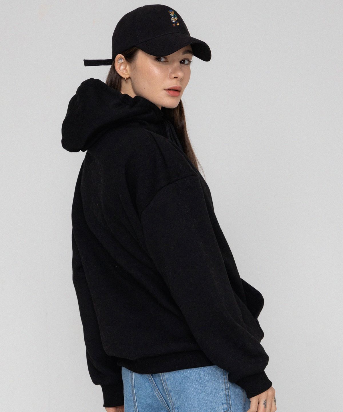 그레이버(GRAVER) [UNISEX]데이지부케 베어 자수 볼캡_블랙