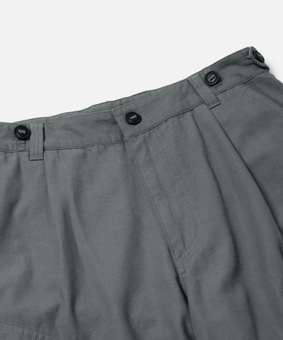 프리즘웍스(FRIZMWORKS) BACKSATIN ROYAL NAVY COMBAT PANTS _ STEEL GRAY