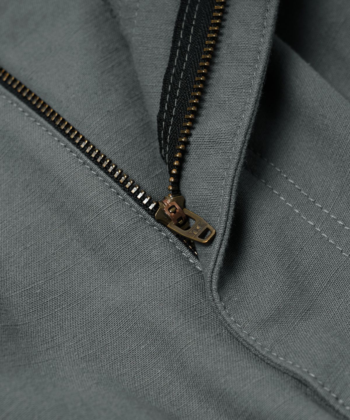 프리즘웍스(FRIZMWORKS) BACKSATIN ROYAL NAVY COMBAT PANTS _ STEEL GRAY