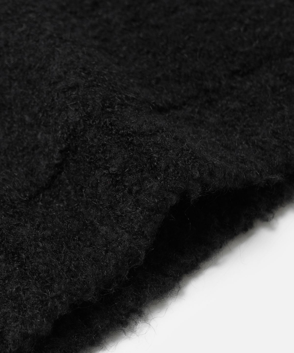 프리즘웍스(FRIZMWORKS) WAVE BOUCLE KNIT HOODY _ BLACK