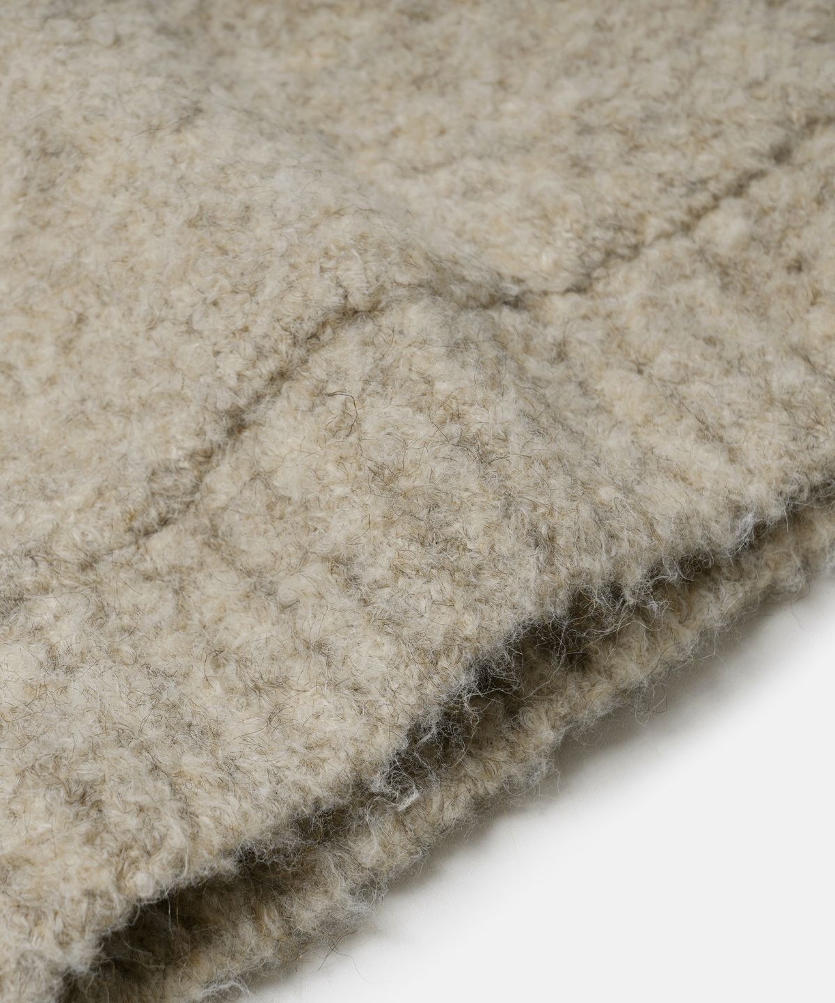 프리즘웍스(FRIZMWORKS) WAVE BOUCLE KNIT HOODY _ OATMEAL