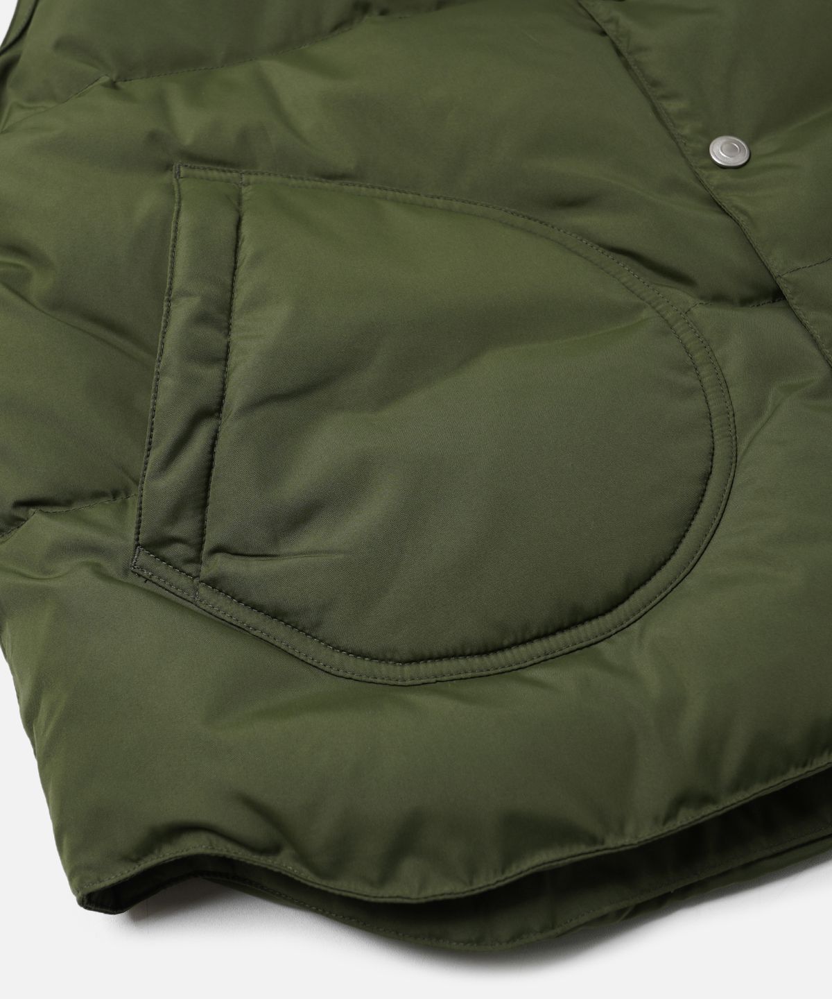 프리즘웍스(FRIZMWORKS) MOUNTAIN DOWN VEST _ OLIVE